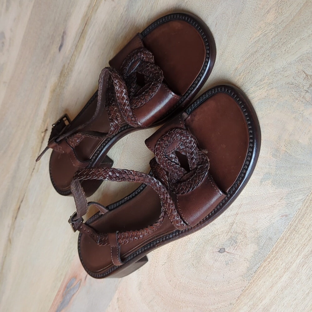 🪞 Cole Haan Braided Leather Sandal Size 8.5 Made in Brazil